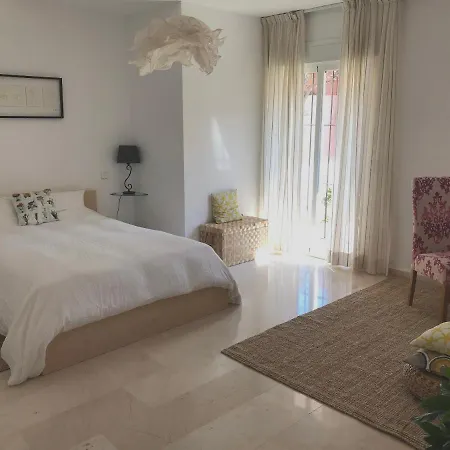 Daire Elegant In Marbella, Pool