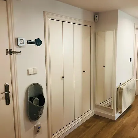 Elegant In Marbella, Pool Daire