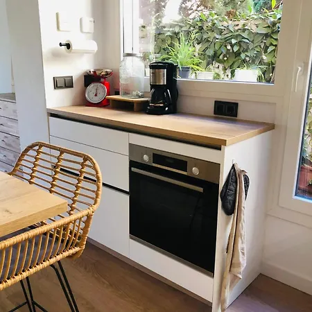 Apartment Elegant Poolside *