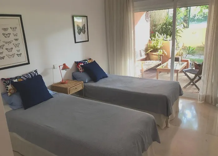 Elegant In Marbella, Pool Apartmán *